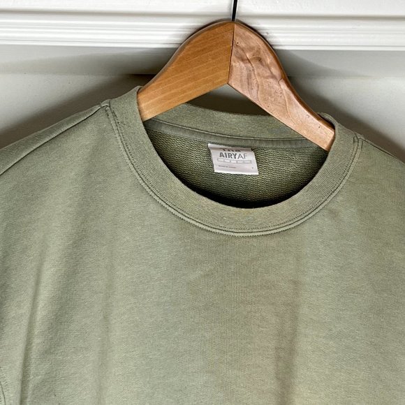 Aritzia TNA AiryAF Fleece Cropped crewneck, Size 1 = oversized SMALL - Picture 4 of 7